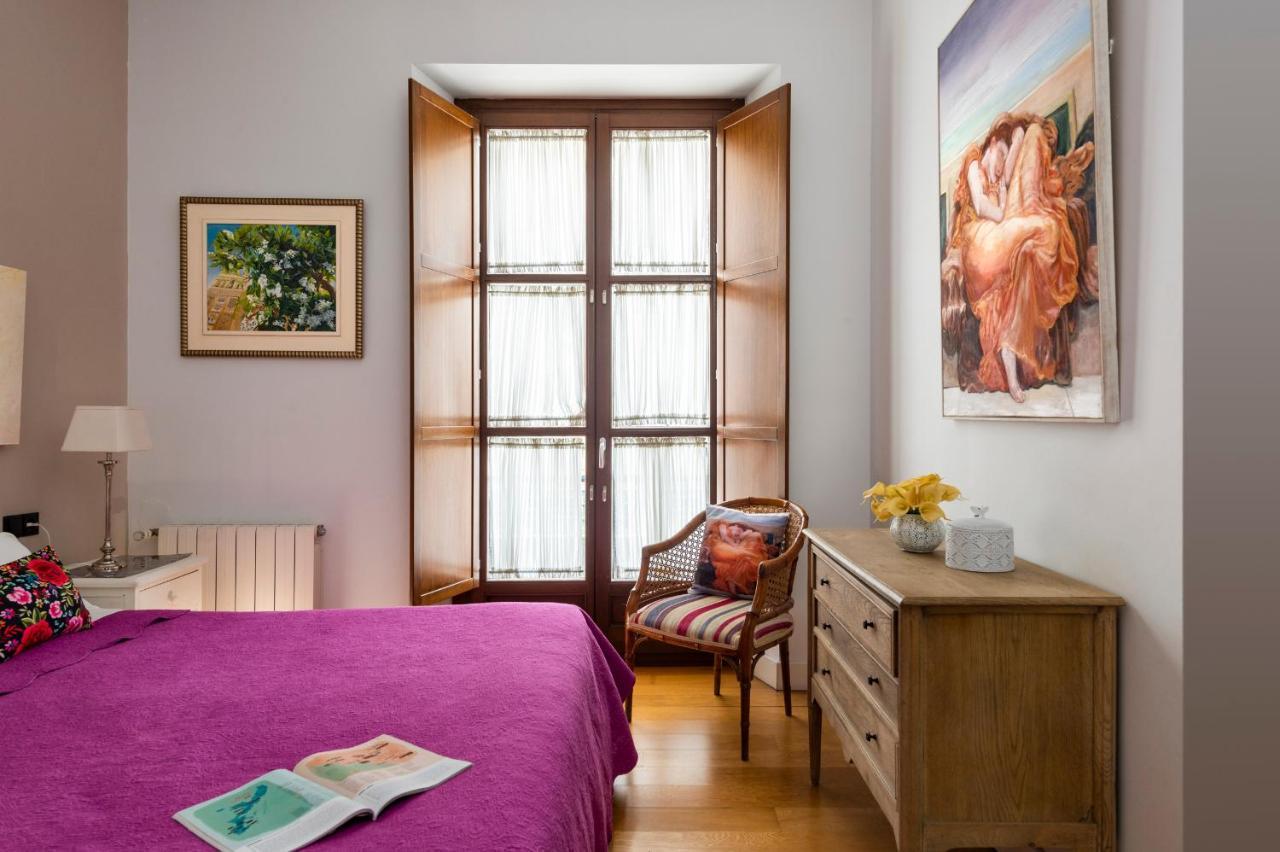 Cathedral Apartment, First Floor 塞维利亚 外观 照片